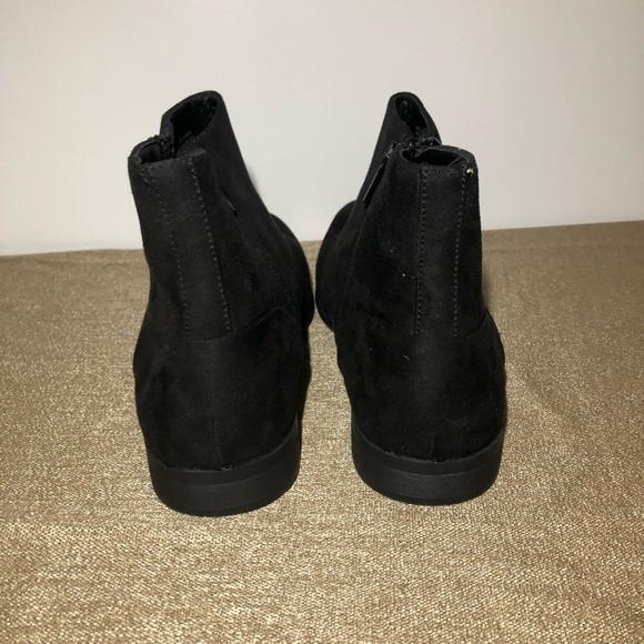 Calvin Klein Chelsea boot black suede. Mens 12 - Picture 3 of 7
